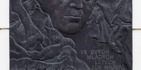 Karel Höger